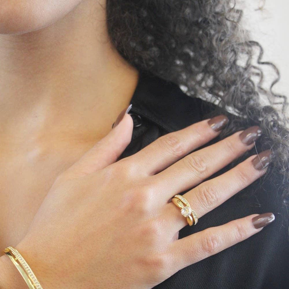 CARALI / MYC Paris - Prestige Ring - Gold and Crystal: 56