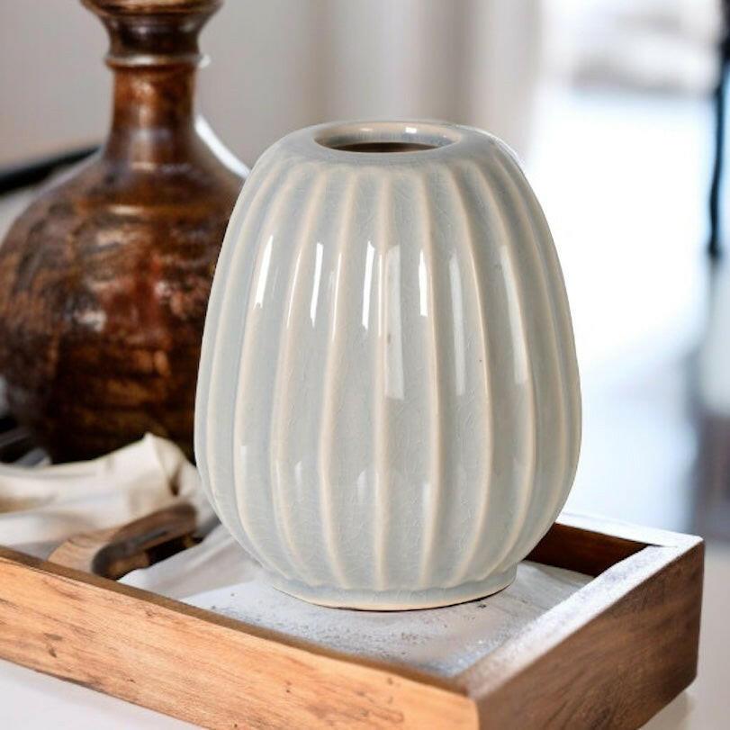 Soft Grey Ribbed Vase.