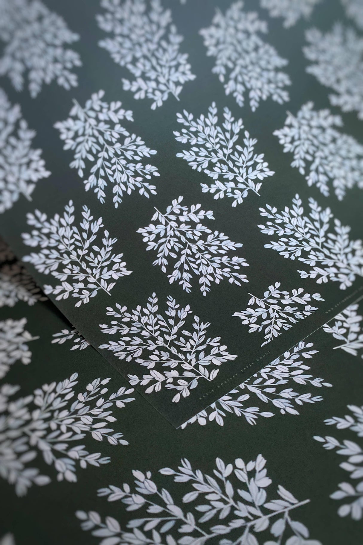 Katie Housley - KHAKI BOTANICAL LUXURY GIFT WRAP