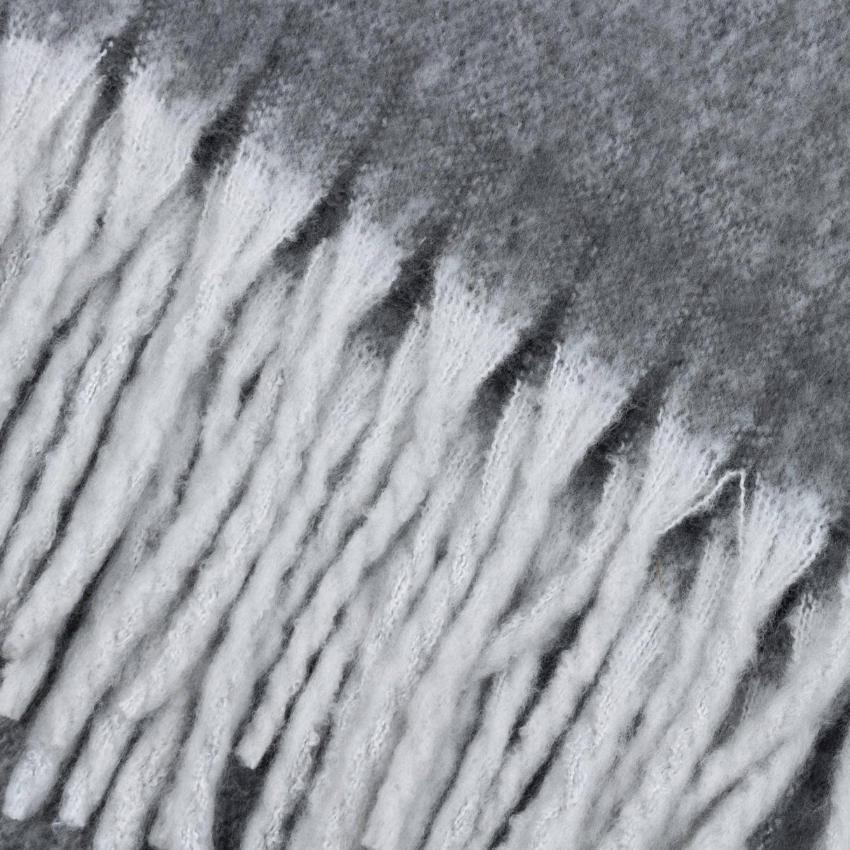 Cozy Woven Tasselled Throw Charcoal: Charcoal / 140 x 180cm