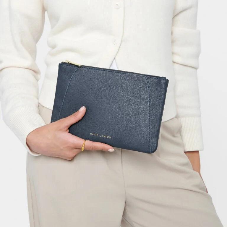 Hana Pouch in Navy.