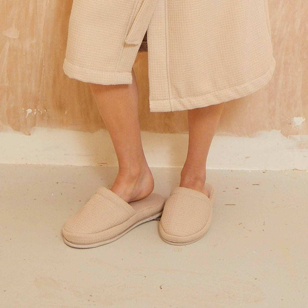 Desert Blush Waffle Slippers - S/M.