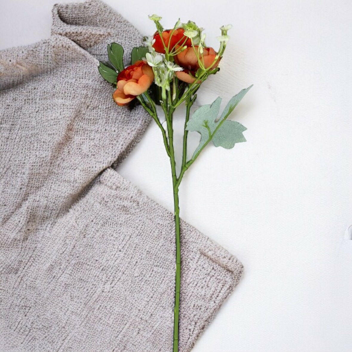 Apricot Rose and Gypsophila Stem - Persora