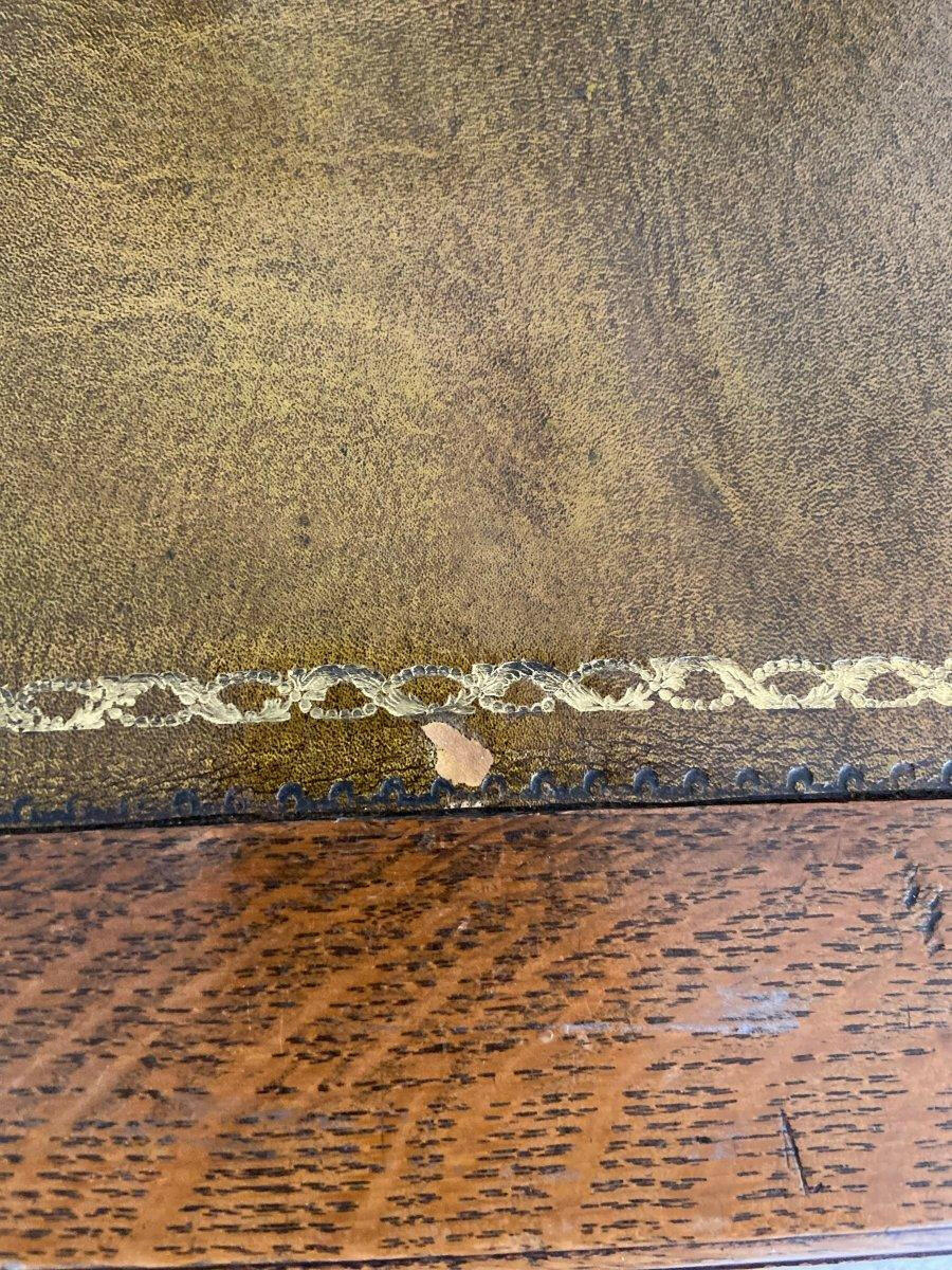 Victorian Oak Twin Pedastal Desk.