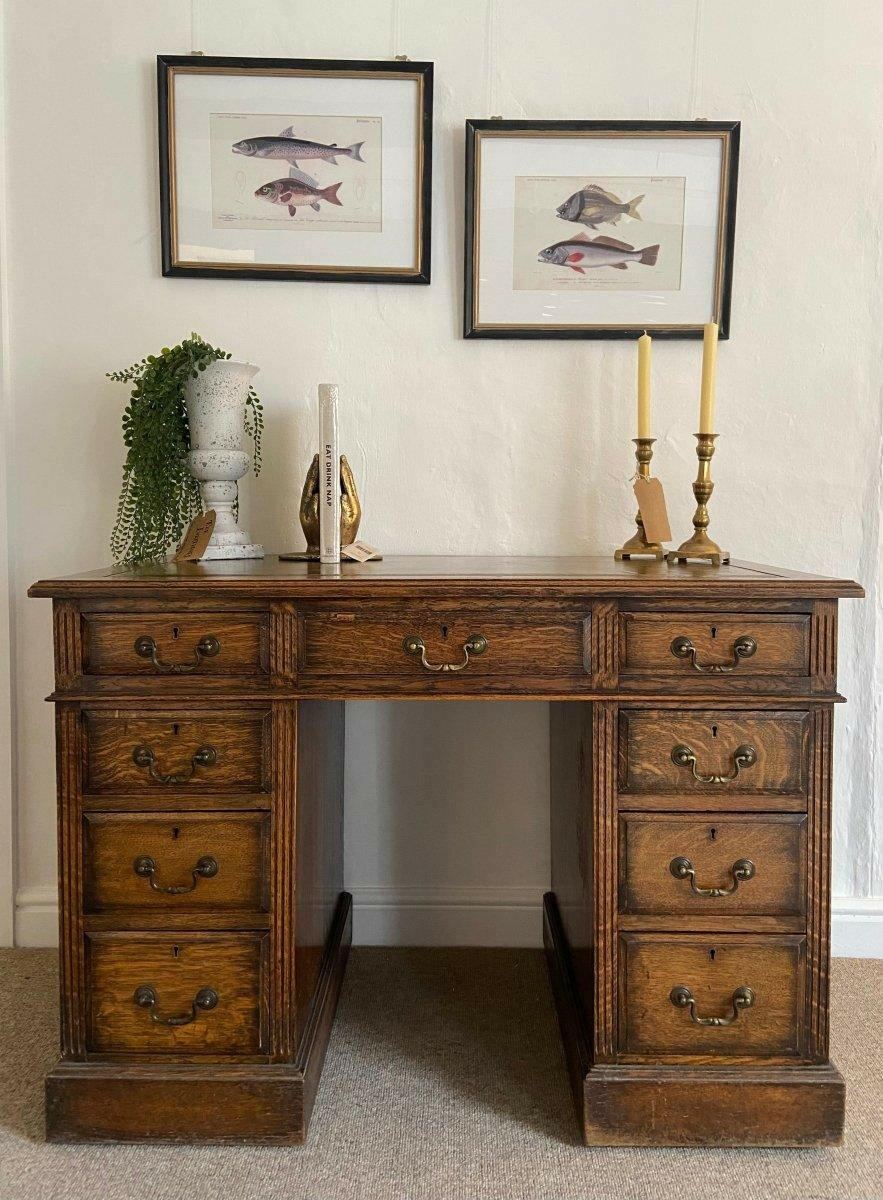Victorian Oak Twin Pedastal Desk.