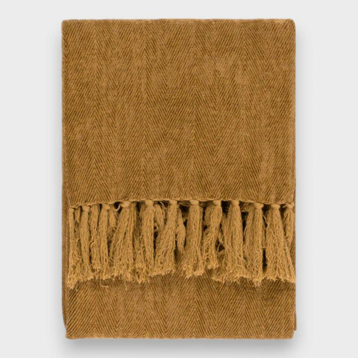 Yard Harri Throw Honey.