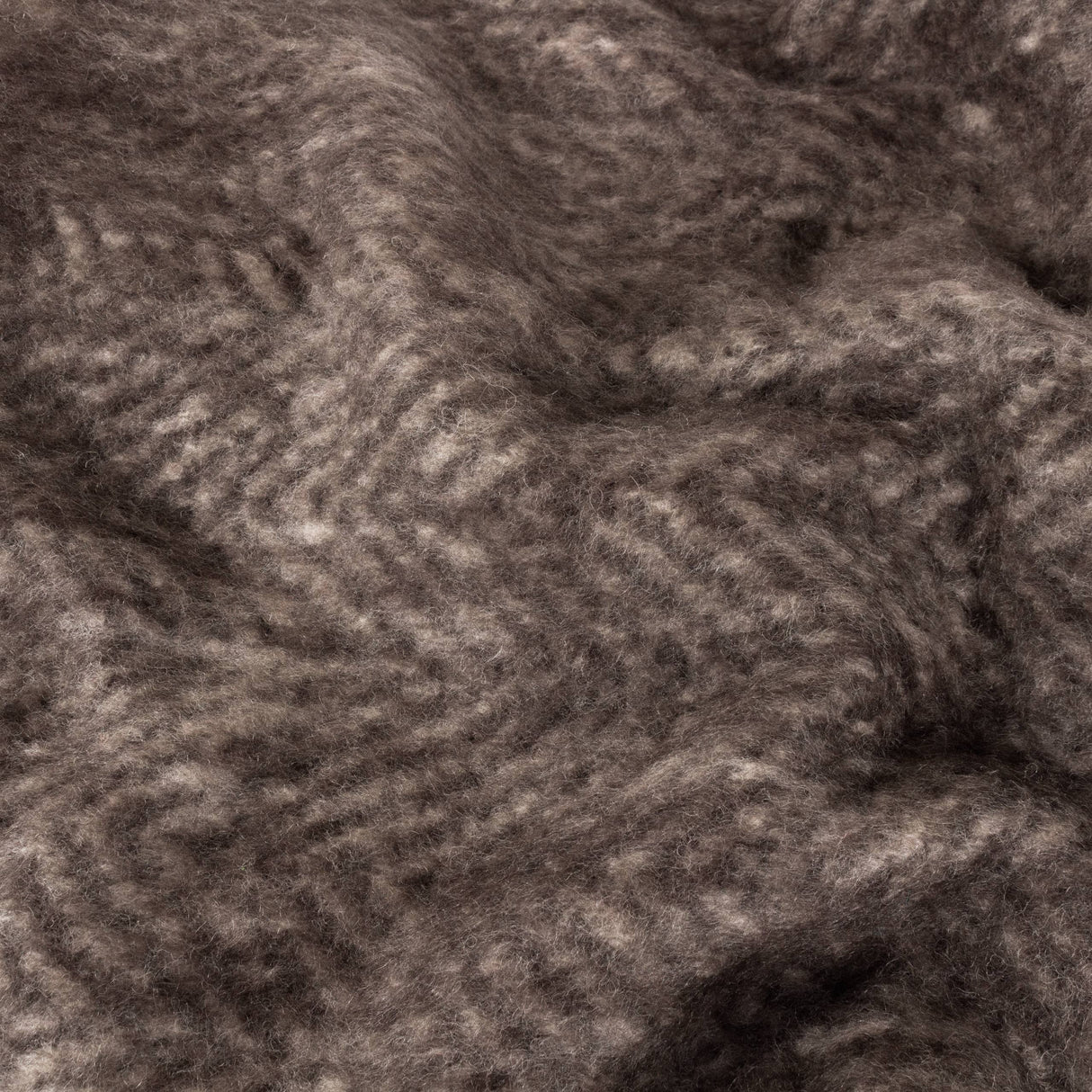 Riva Home - Rawton Ombre Throw Flint/Black: Flint/Black / 130 x 180cm
