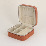 BOHM Paris - Square corduroy jewelry box: Green.