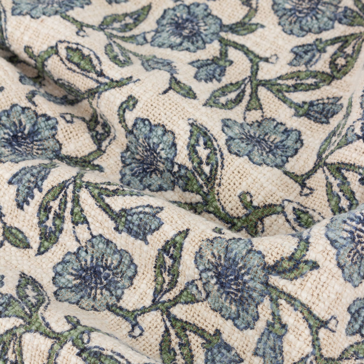 Riva Home - Delphine Printed Cotton Throw Delph Blue: Delph Blue / 130 x 170cm.