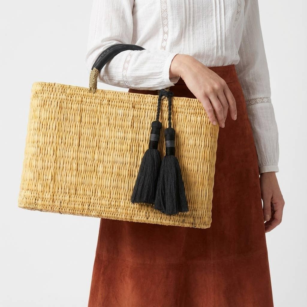 Melecraft - Bohemia Woven Reed Tote Bag with Orange Tassels: Green.