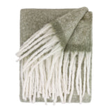 Riva Home - Cozy Woven Tasselled Throw Green: Green / 140 x 180cm.
