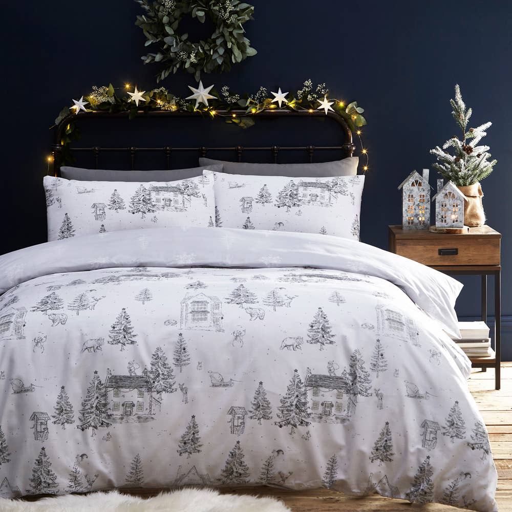Riva Home - Midwinter Toile Duvet Cover Set Snow: Snow / King