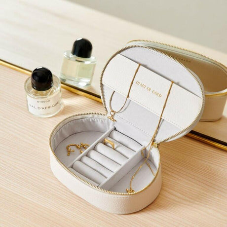 Oval Jewellery Box in Off White.